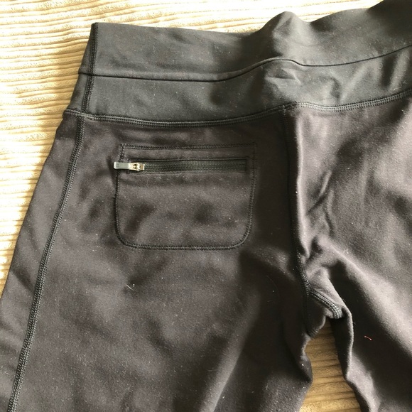 LULULEMON CROPPED YOGA PANTS - Picture 6 of 7